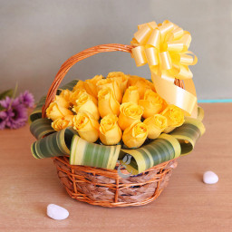 Yellow Rose Basket for Father's Day - The Magic of Friendship Yellow Rose Basket for Father's Day - The Magic of Friendship