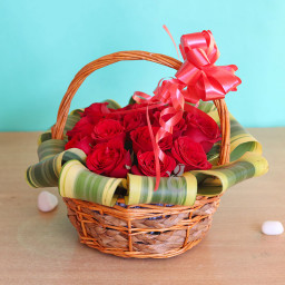Red Rose Basket for Mother's Day - Red Extravaganza Red Rose Basket for Mother's Day - Red Extravaganza