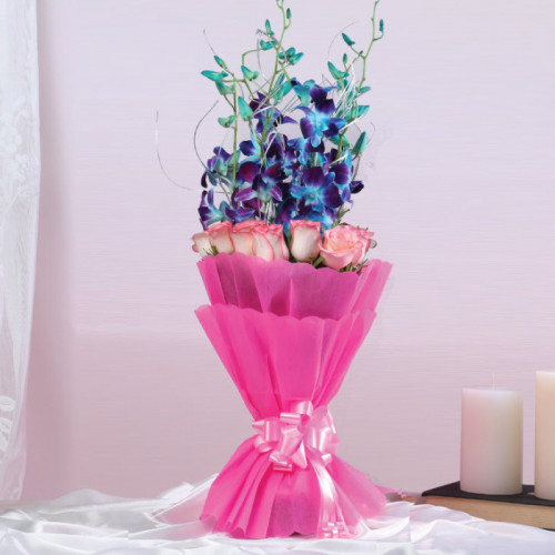 Pink Rose Bouquet for Women's Day - Tranquil Blossoms