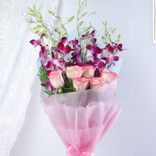 Pink Rose Bouquet for Women's Day - Enchanted Harmony