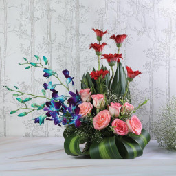 Red Rose Basket for Mother's Day - Harmonious Blooms Red Rose Basket for Mother's Day - Harmonious Blooms