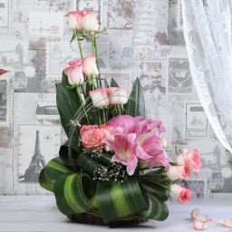 Pink Rose Basket for Mother's Day - Pink Petal Harmony Pink Rose Basket for Mother's Day - Pink Petal Harmony