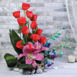 Red Rose Basket for Valentine's Day - Crimson Bliss Basket Red Rose Basket for Valentine's Day - Crimson Bliss Basket