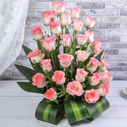 Pink Rose Basket for Valentine's Day - Pink Blossom Bliss Pink Rose Basket for Valentine's Day - Pink Blossom Bliss