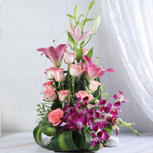 Pink Rose Basket for Valentine's Day - Rosy Symphony Basket