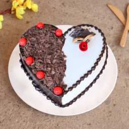 Black Forest Sensation: Available in Half Kg, One Kg, One and Half Kg, Two Kg & Three Kg Black Forest Sensation Black Forest Sensation: Available in Half Kg, One Kg, One and Half Kg, Two Kg & Three Kg Black Forest Sensation